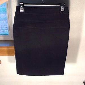 Candies size 0 black pencil skirt.