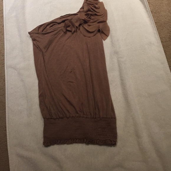 Brown off shoulder top - Picture 1 of 1