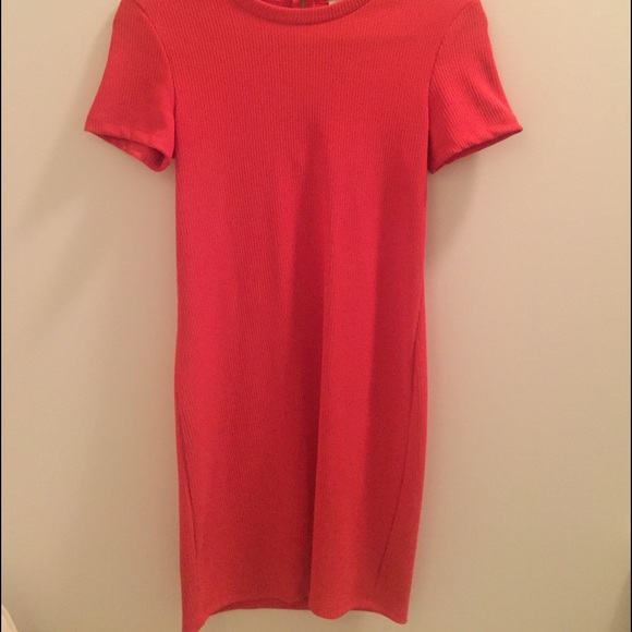 Dress - Picture 2 of 4