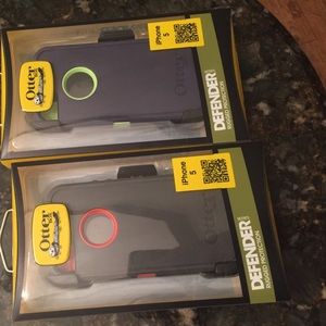 2 otterboxes