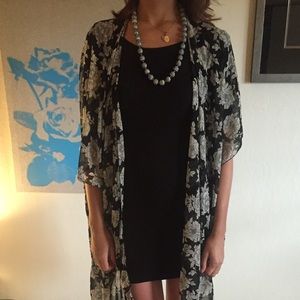 Brandy Melville flowered kimono (1 size fits all)