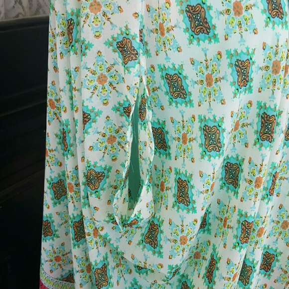 Pink and Mint Kimono - Picture 3 of 4