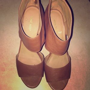 Nine West wedges only worn once like new