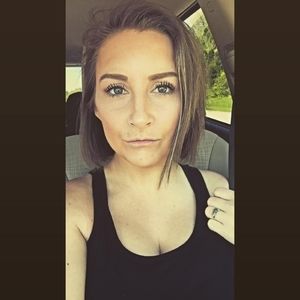 Meet your Posher, Carly