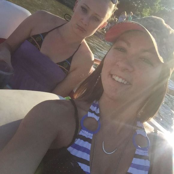 Meet your Posher, Lys