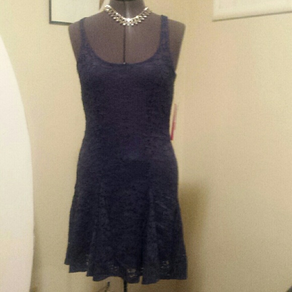 LACE SUN DRESS FULLY LINED  BRAND NEW FITS A 2 - Picture 1 of 4