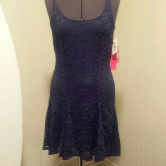 LACE SUN DRESS FULLY LINED  BRAND NEW FITS A 2 - Picture 4 of 4