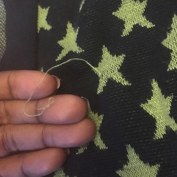 Short starred cardigan. - Picture 3 of 3