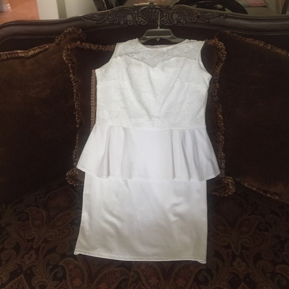 Snap Dresses & Skirts - White mini dress