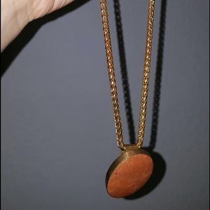Pendant necklace