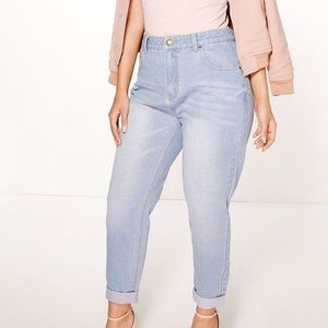 Boohoo Plus Mom Jeans