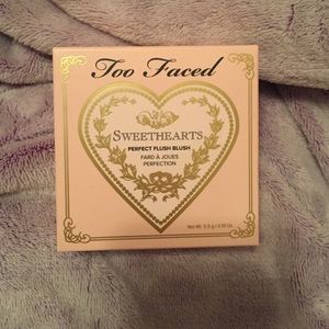 BNIB Too Faced Blush