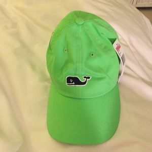 Lime green vineyard vines hat