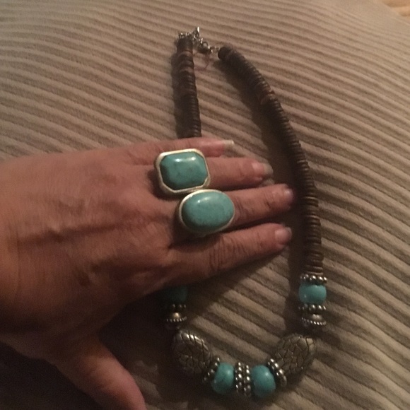 Necklace and 2 rings