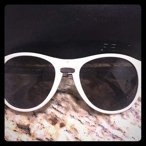 White hot Fendi sunglassss