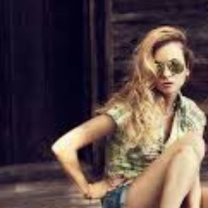 Meet your Posher, Rainy