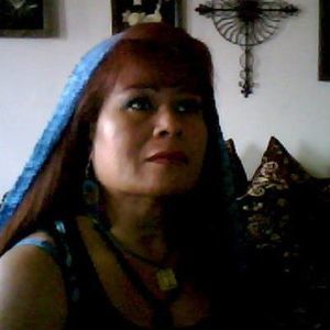 Meet your Posher, Leslie