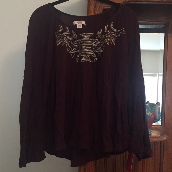 Brown long sleeve flowy top