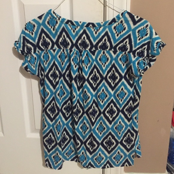 Blue Patterned V Neck - image 2