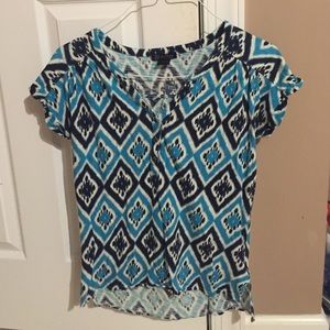blue patterned v neck