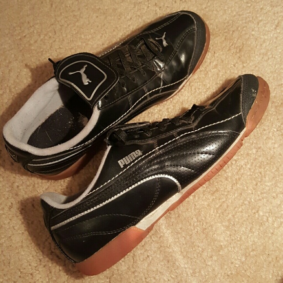 Puma indoor soccer shoes - Picture 2 of 4