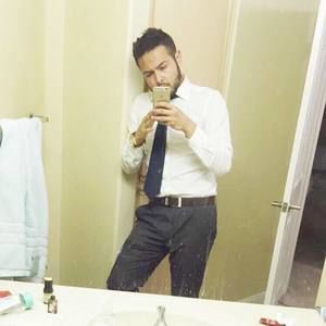 Meet your Posher, Zachary