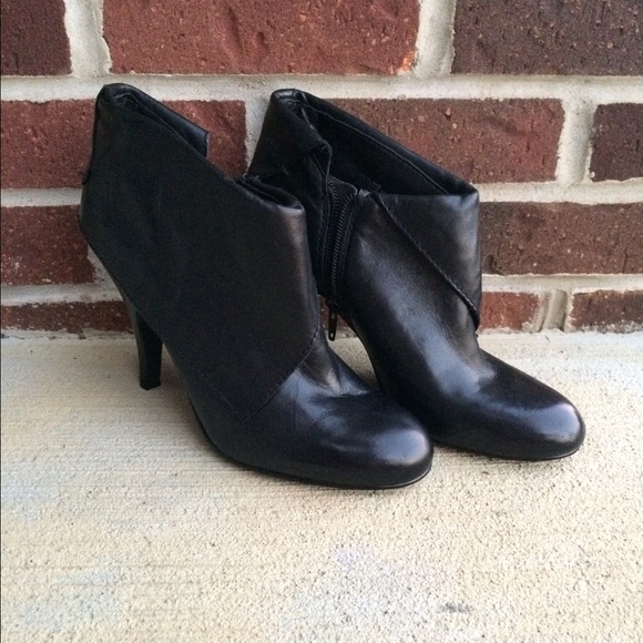 Nine West Black Booties - Picture 1 of 5