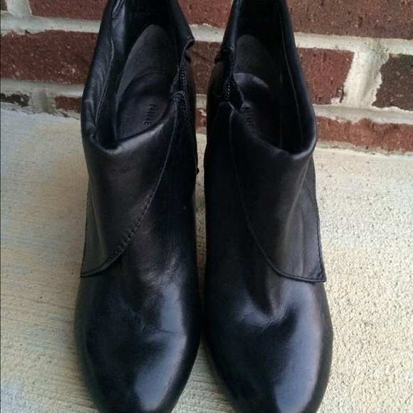 Nine West Black Booties - Picture 4 of 5