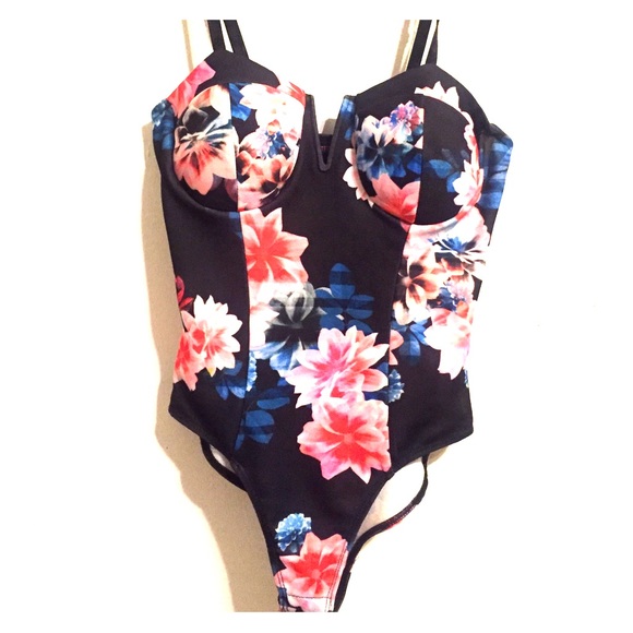 Material Girl Tops - Floral bodysuit