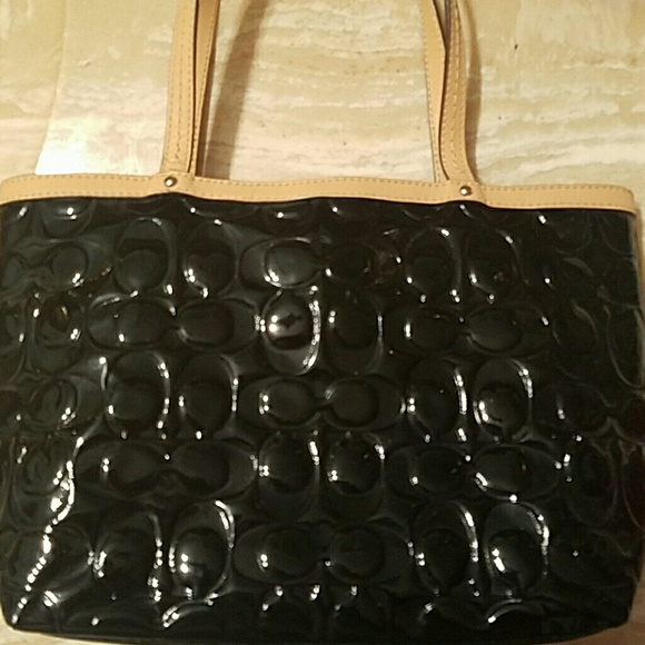 Coach purse - Picture 3 of 4