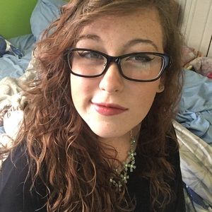 Meet your Posher, Katelyns