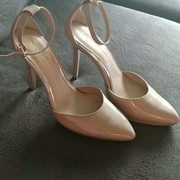 Jessica Simpson Pumps