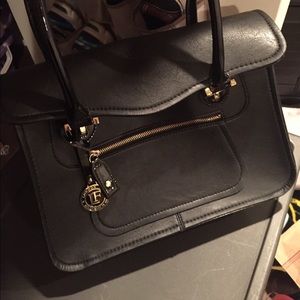 London fog leather handbag
