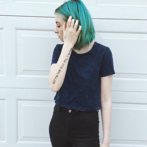 Cropped t shirt