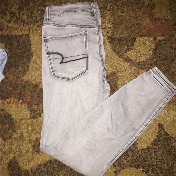 American Eagle high-rise holey jegging