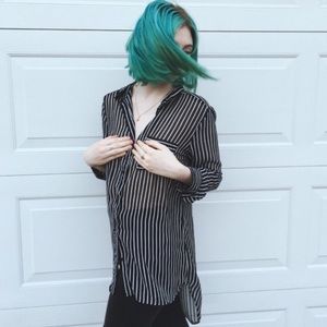 High low striped top