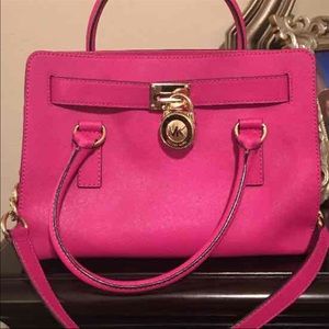 Authentic Michael Kors purse!