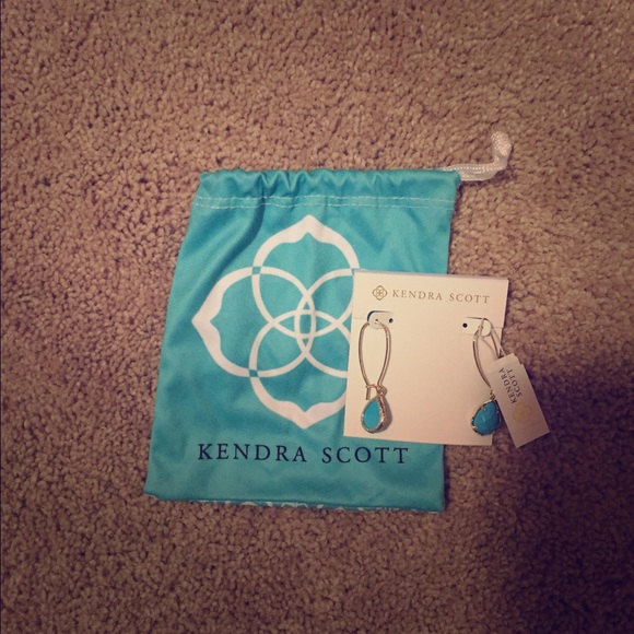 Kendra Scott silver Dee earrings