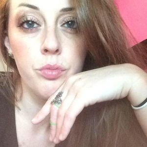 Meet your Posher, Cassandra