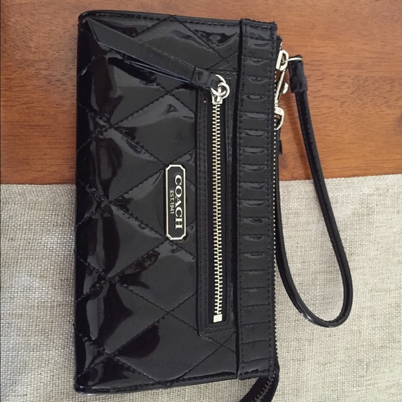 Auth Coach Wallet for @crazymonkey379