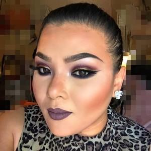 Meet your Posher, Eliza