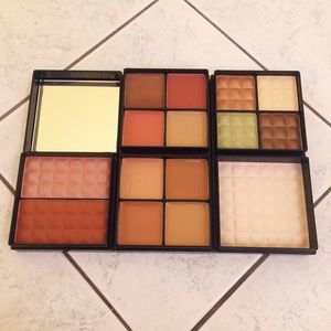 Scott Barnes Stackable Makeup Cube