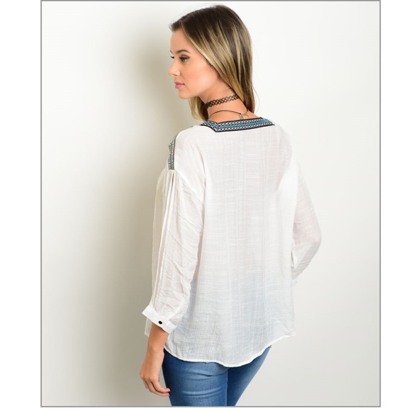 Open Sleeve Embellished Top - Picture 2 of 6