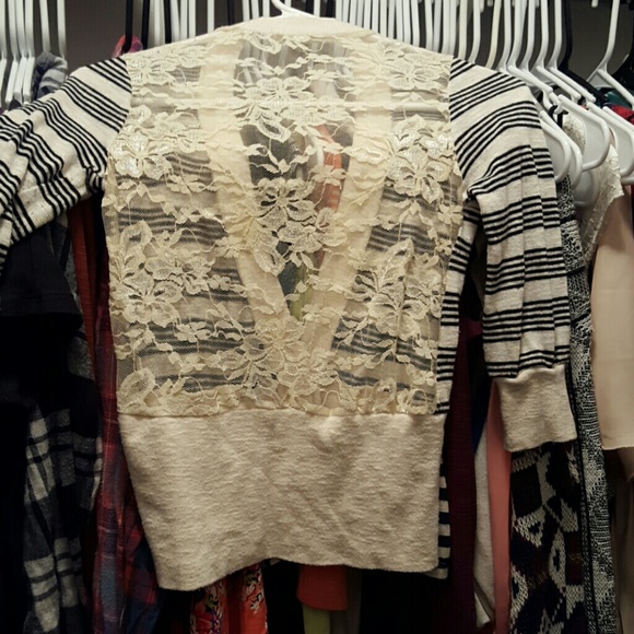 Cardigan - Picture 2 of 4