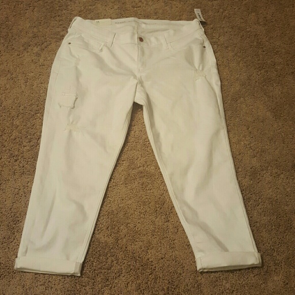 Old Navy White Capris