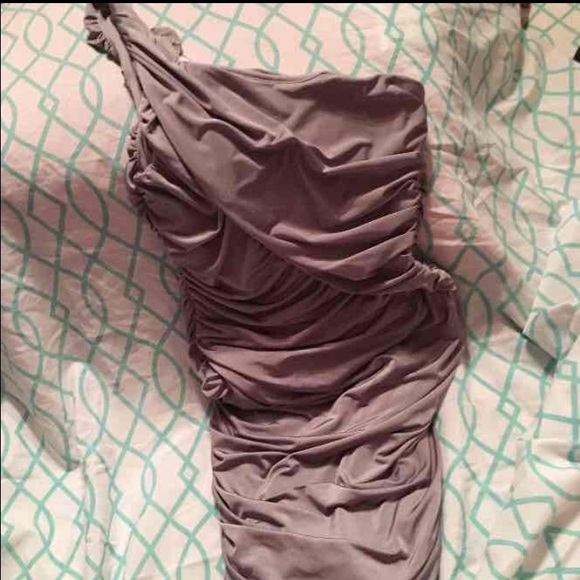 Beautiful silver gray body con dress