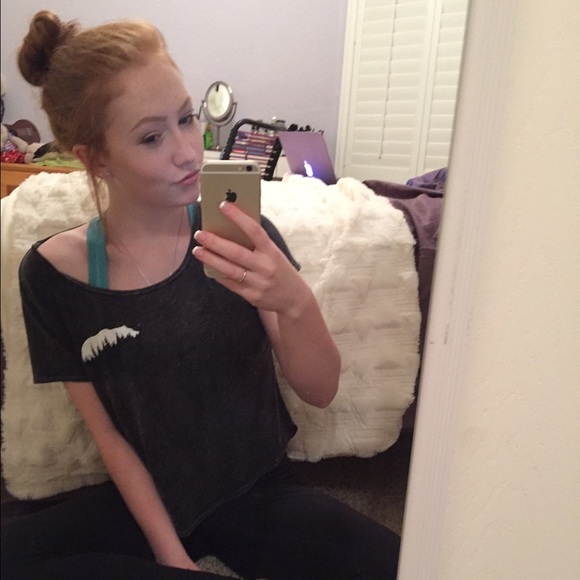 Hi there! I'm Julia! - Picture 2 of 3