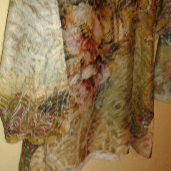 CHICO'S AMAZING MESH TAPESTRY BLOUSE - Picture 4 of 4