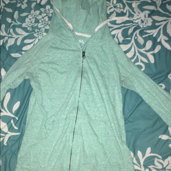 light/thin sweatshirt