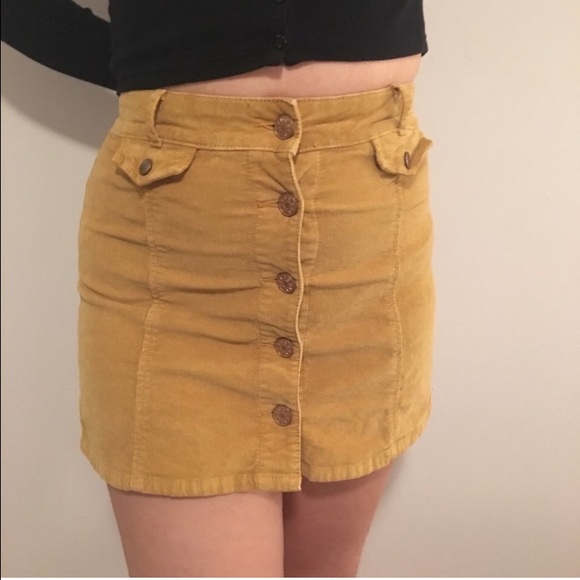❌SOLD❌BDG Corduroy Button Front Skirt - Picture 1 of 3